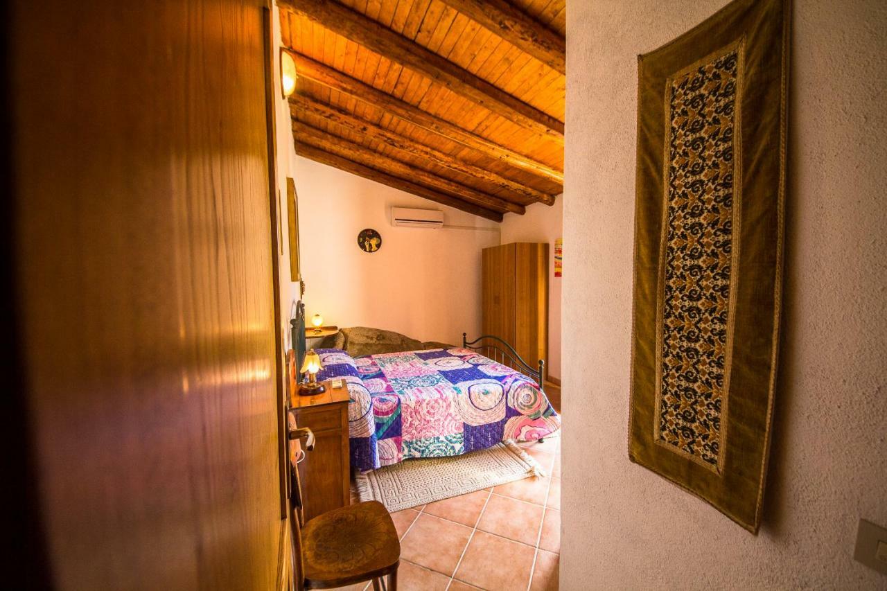 B&B I Menhir Sorgono Dış mekan fotoğraf