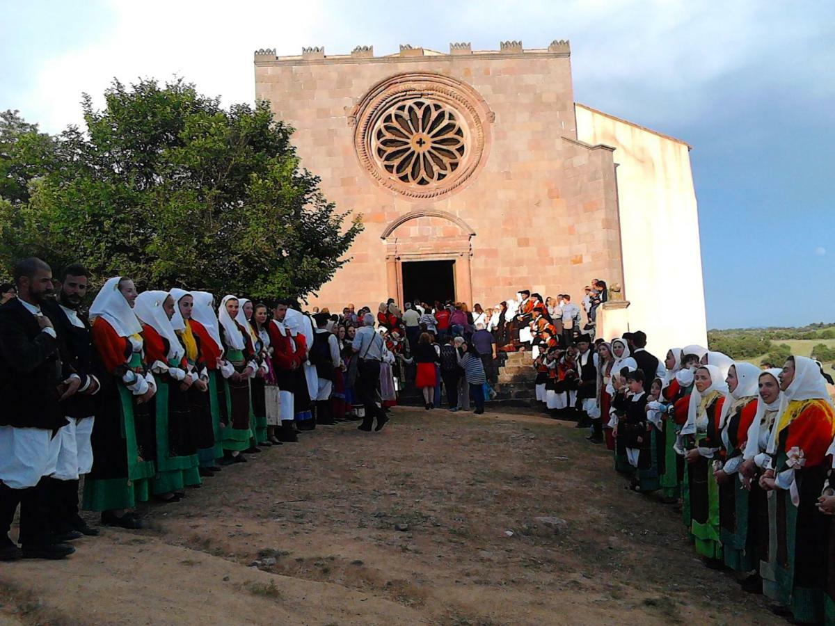 B&B I Menhir Sorgono Dış mekan fotoğraf